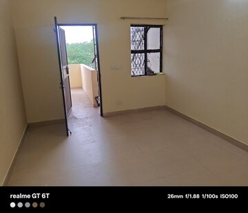 Room in 3 BHK Builder Floor at Kalkaji – for Rent