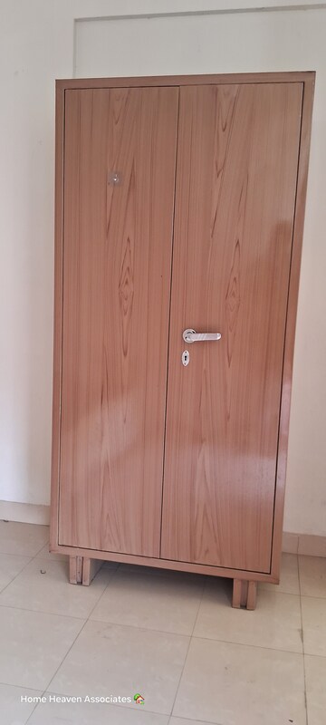 Room in 2 BHK Apartment at Conscient Habitat, Sector 99a – for Rent