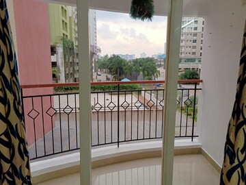 Balcony in 3 BHK Builder Floor at RWA Chittaranjan Park Block R, Chittaranjan Park – for Sale