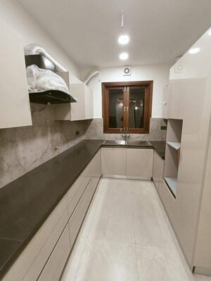 Kitchen in 3 BHK Apartment at Signature Global Cloverdale, Sector 71 – for Sale