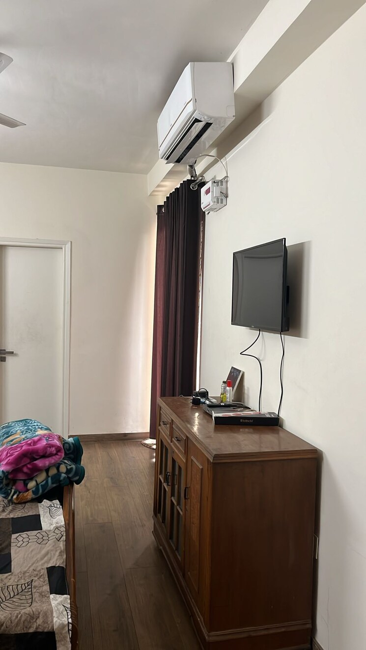 Living Room, emaar-palm-gardens 3 Bedroom 1900 Sq.Ft. Apartment In Sector 83 Gurgaon 8828126