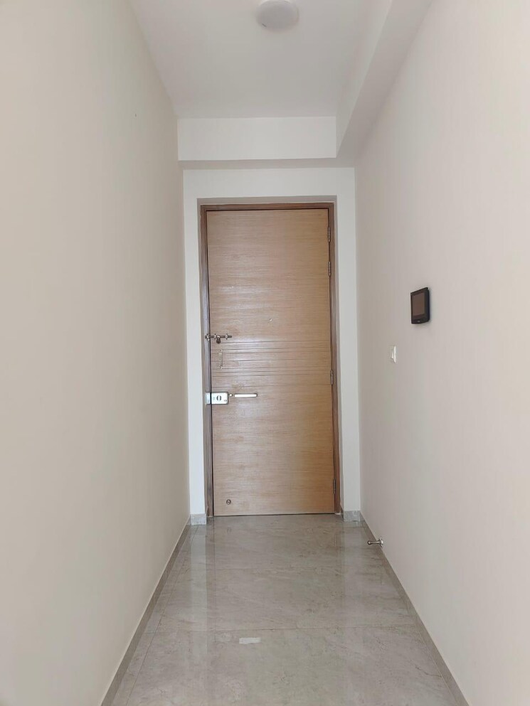 Room, tata-serein 2 Bedroom 750 Sq.Ft. Apartment In Pokhran Road No Two Thane 8828162