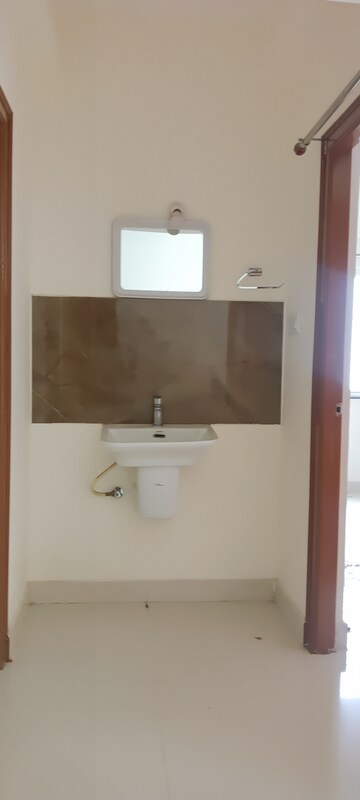 Bathroom in 3 BHK Apartment at Kondapur – for Rent