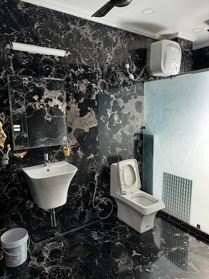 Master Bedroom in 2 BHK Builder Floor at Jyoti Super Village, Raj Nagar Extension – for Sale