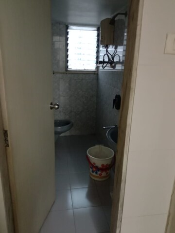 Attached Bathroom in 3 BHK Apartment at Kandivali West – for Rent