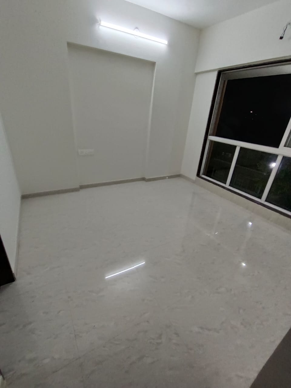 1 BHK + Pooja Room Apartment For Rent in Veena Senterio