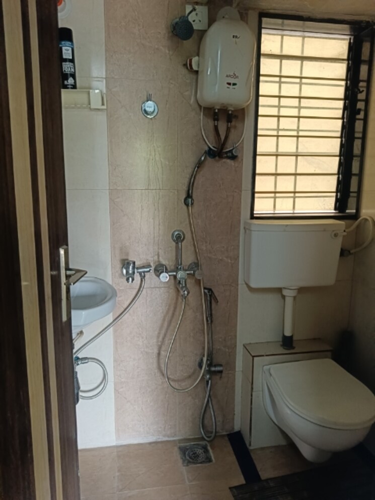 Bathroom, parikh-peninsula-park 1 Bedroom 595 Sq.Ft. Apartment In Virar West Palghar 8828253