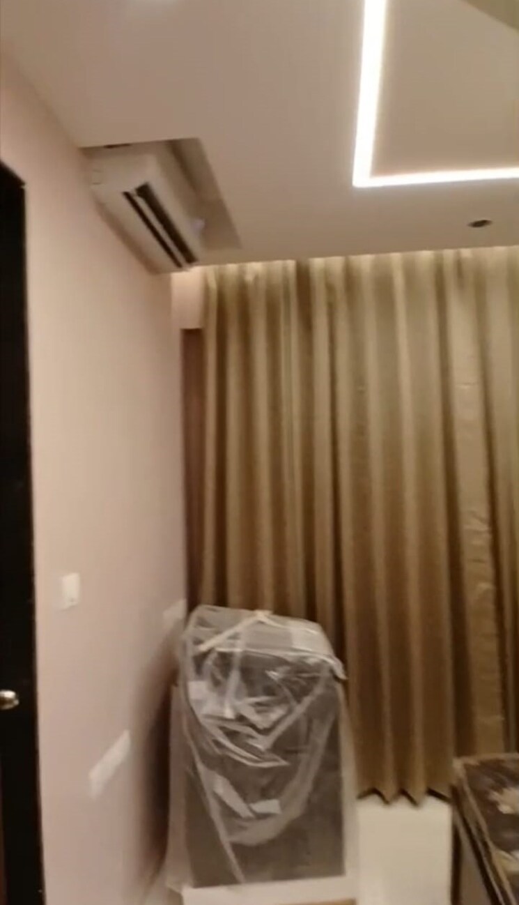 Team Area, runwal-nirvana 3 Bedroom 1725 Sq.Ft. Apartment In Parel Mumbai 8828251