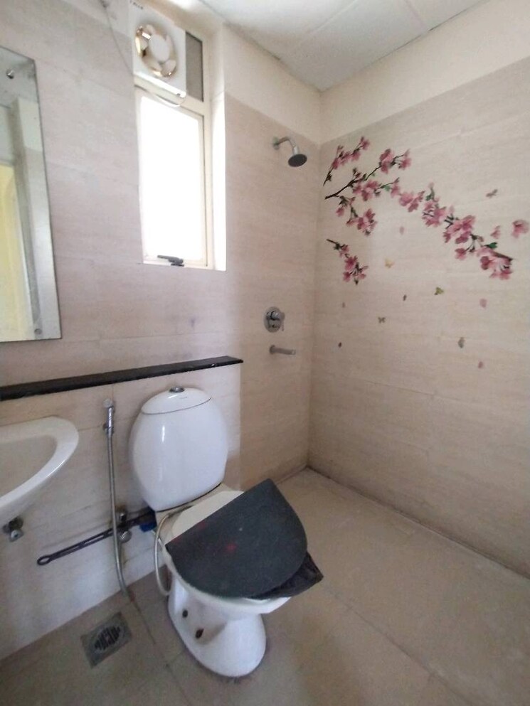 Bathroom, vatika-seven-lamps 2 Bedroom 1428 Sq.Ft. Apartment In Sector 82 Gurgaon 8828386