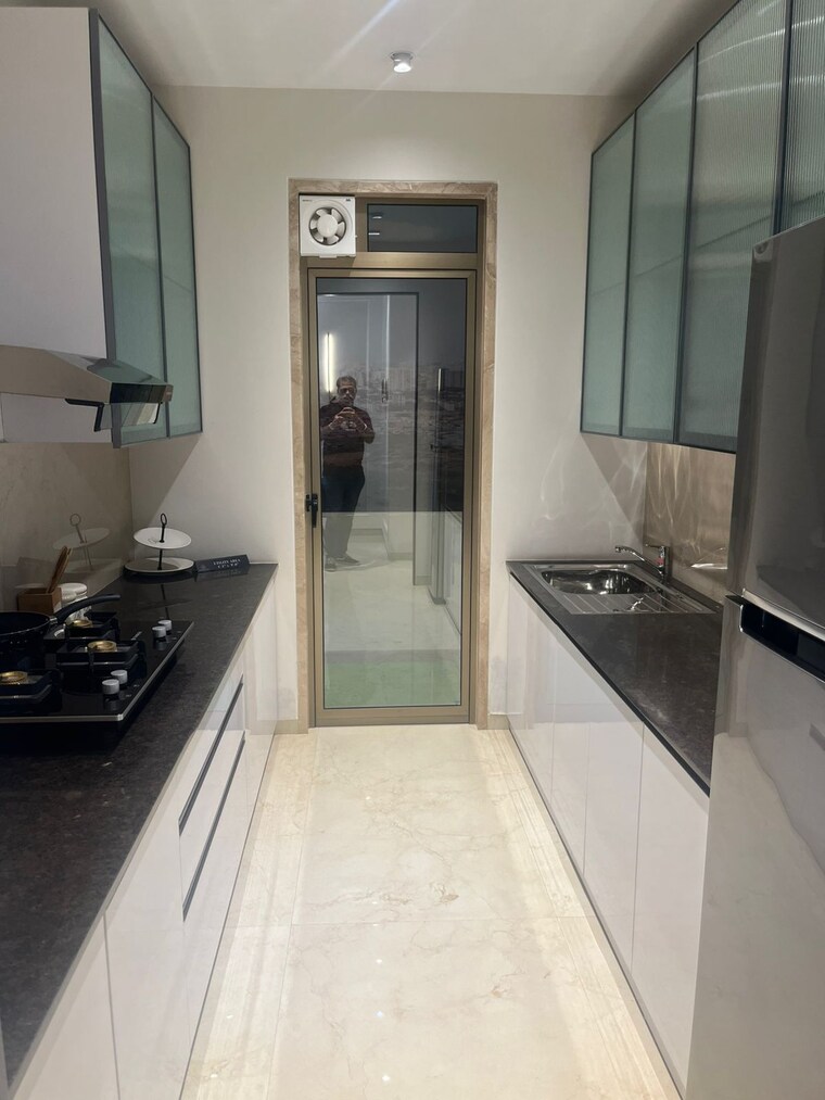 Balcony, rustomjee-balmoral 3 Bedroom 1602 Sq.Ft. Apartment In Chembur Mumbai 8828307