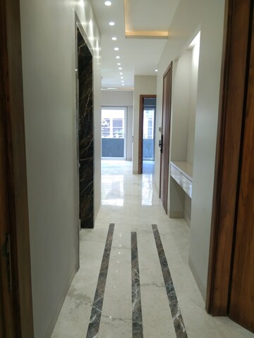 Building Lobby in 3 BHK Builder Floor at Chittaranjan Park – for Rent
