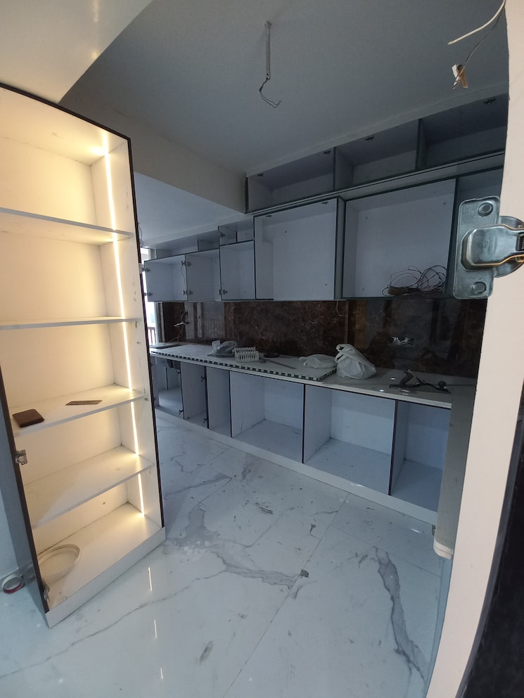 Kitchen, shiv-sai-emerald-heights 3 Bedroom 2150 Sq.Ft. Apartment In Sector 88 Faridabad 8828309