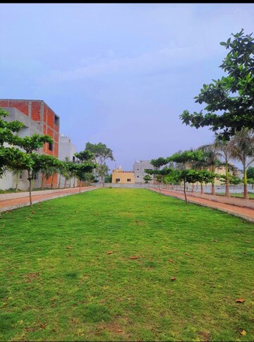  Plot For Sale in Junwani