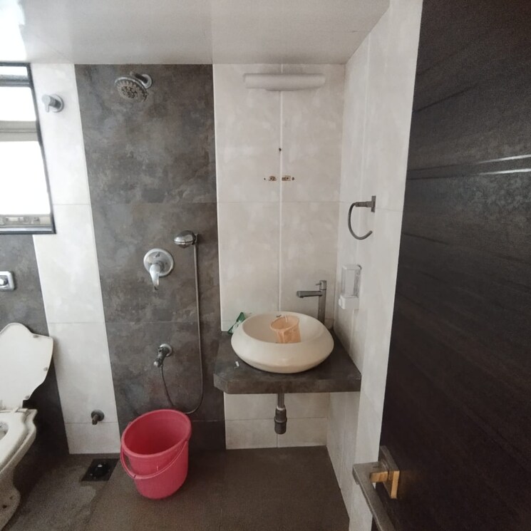 Bathroom, ratnamani-tower 1 Bedroom 470 Sq.Ft. Apartment In Lokmanya Tilak Colony Mumbai 8828336