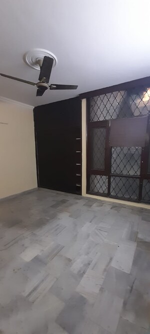 2 BHK Builder Floor For Sale in Chittaranjan Park