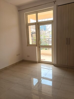 Room in 2.5 BHK Builder Floor at Orchid Island, Sector 51 – for Sale