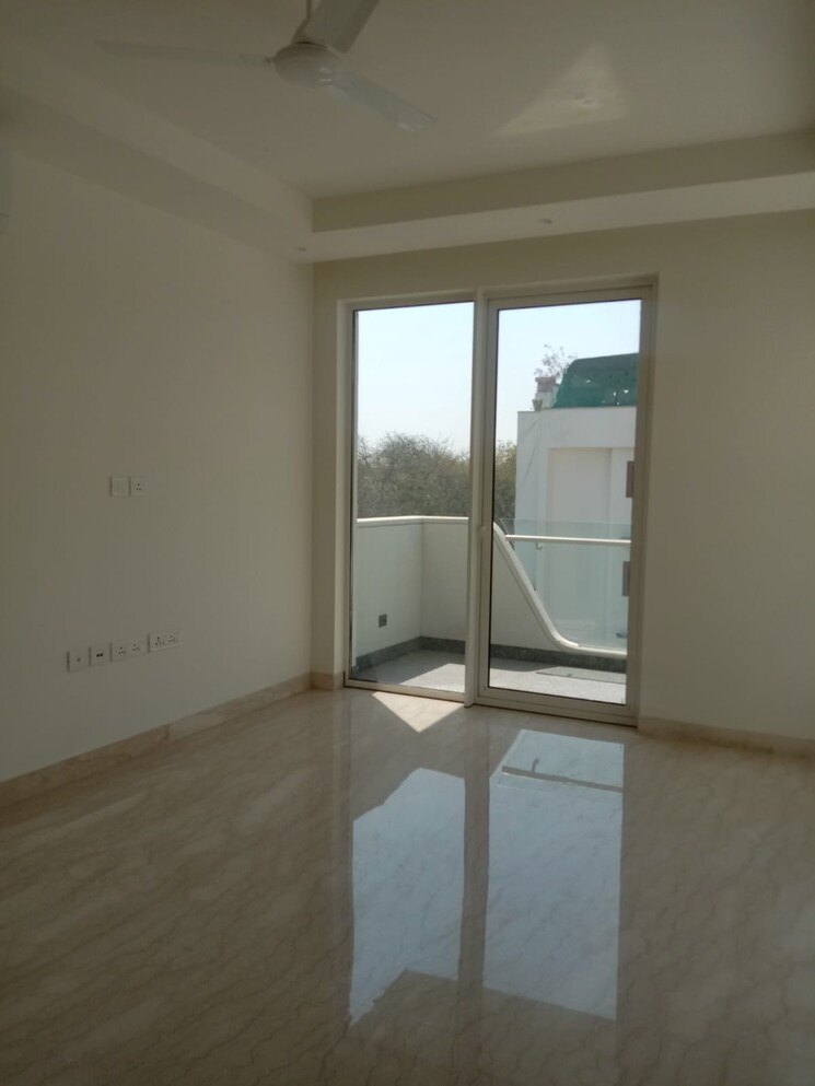 Room, veera-safdarjung-enclave 4 Bedroom 7200 Sq.Ft. Apartment In Safdarjung Enclave Delhi 8828433