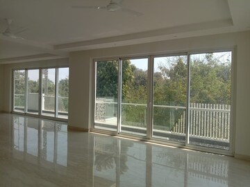 Balcony in 4 BHK Apartment at Safdarjung Development Area – for Sale