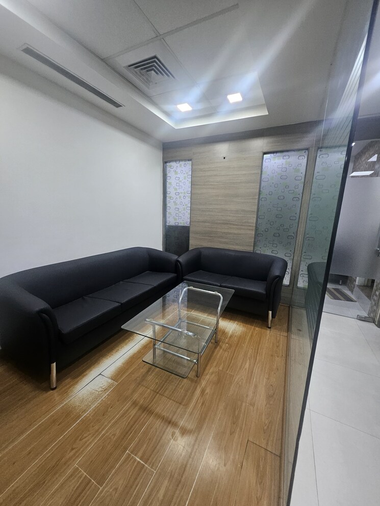 Kitchen, ild-trade-centre Commercial Office Space 1010 Sq.Ft. In Sector 47 Gurgaon 8828317