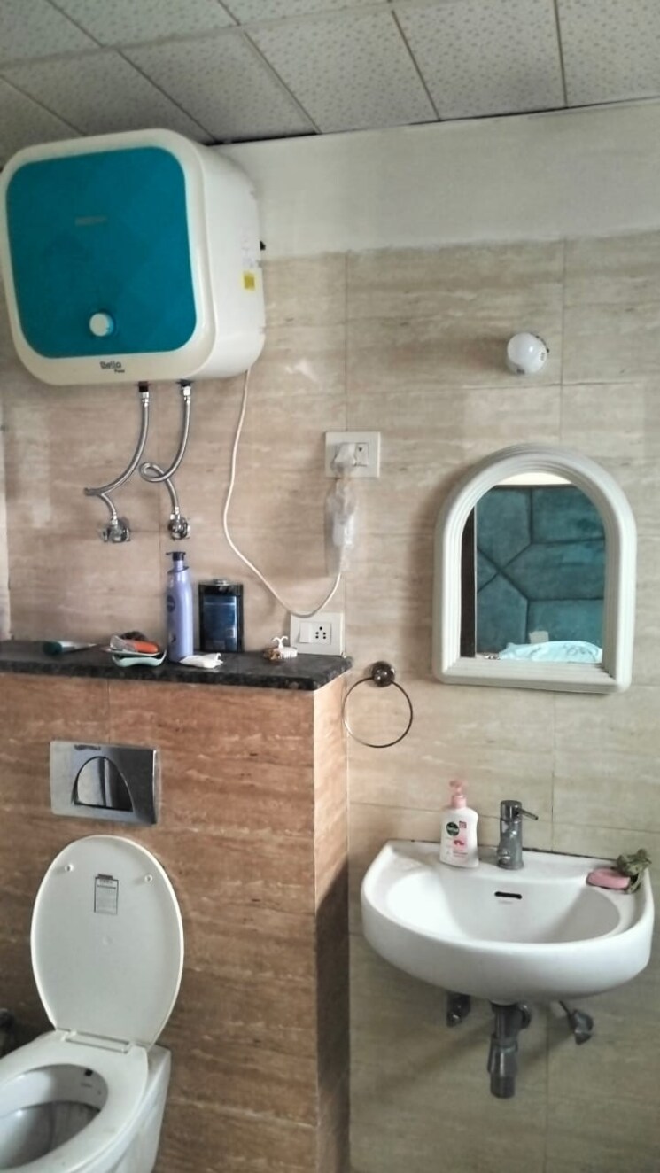 Bathroom, nk-sharma-savitry-greens 2 Bedroom 1250 Sq.Ft. Apartment In Lohgarh Zirakpur 8828438