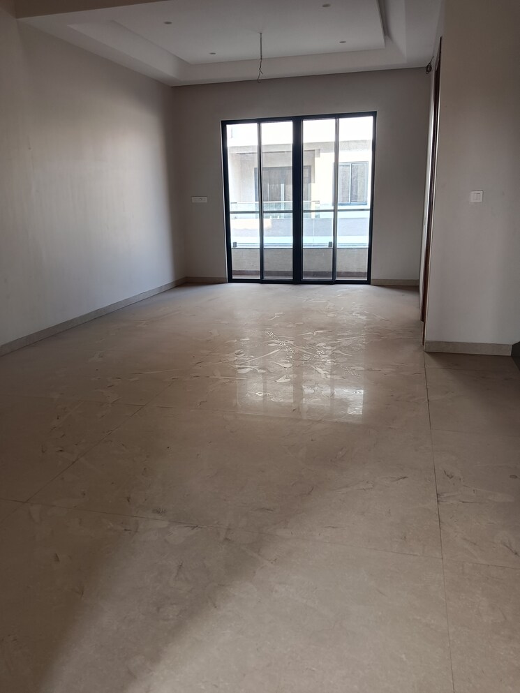 Room, kachana 5 Bedroom 3381 Sq.Ft. Independent House In Kachana Raipur 8828486