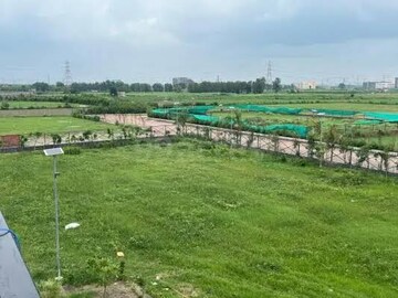  Plot For Sale in Hasanpur