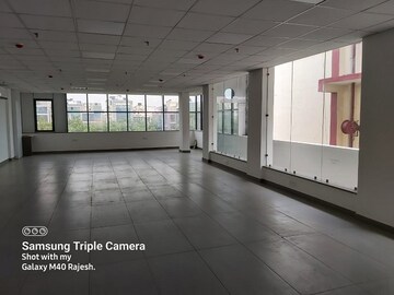Room in  Office Space at Sector 63 – for Rent