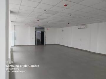 Room in  Office Space at Sector 63 – for Rent