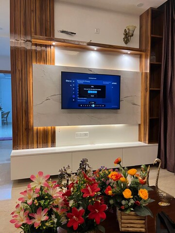 Furnished Amenities in 3 BHK Apartment at Omaxe The Resort, South Mullanpur – for Sale
