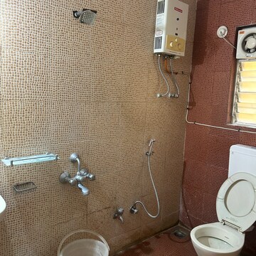 Bathroom in 3 BHK Apartment at G K Dwarka Queens Park, Roseland Residency – for Rent