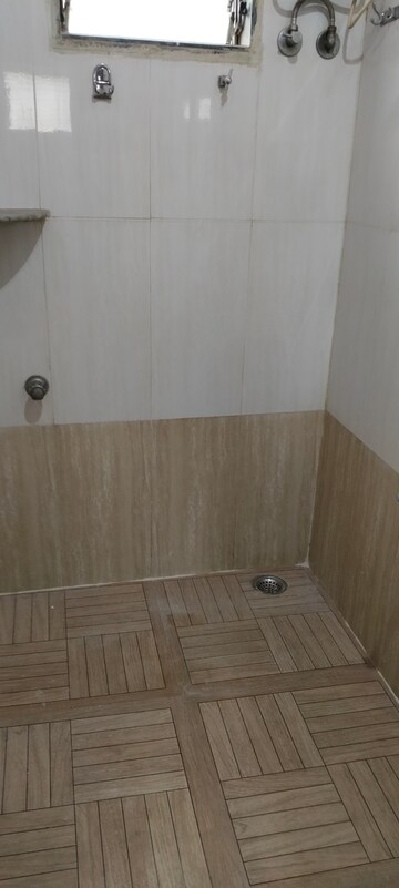 Bathroom in 1 BHK Apartment at Suryodaya Apartments, Seawoods Sector 48 – for Rent
