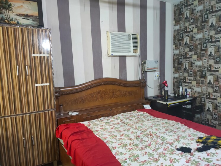 Bedroom, akash-kunj-apartments 3 Bedroom 1200 Sq.Ft. Apartment In Rohini Sector 9 Delhi 8828650