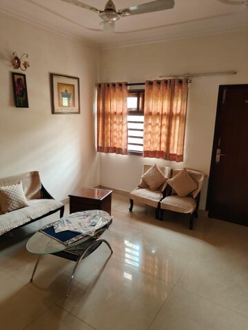 Living Room in 3 BHK Apartment at Kalkaji – for Rent