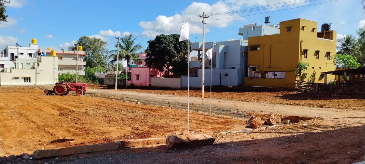 Plot For Sale in Kns Magnum Villa 