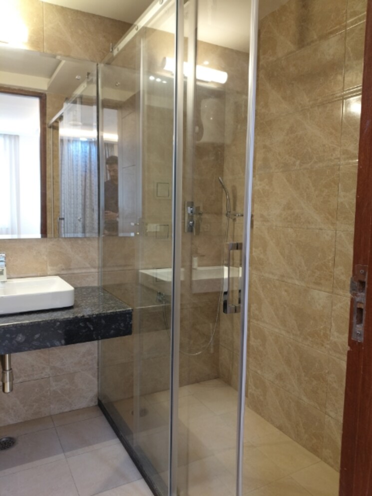 Bathroom, kashish-manor-one-villas Studio 895 Sq.Ft. Apartment In Sector 111 Gurgaon 8828785