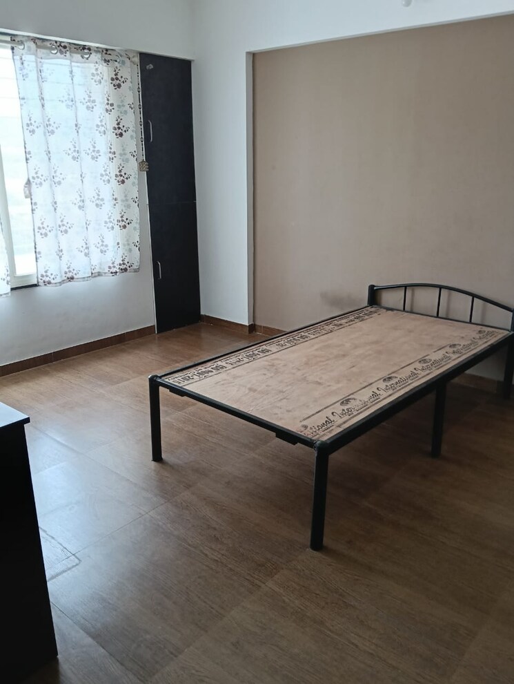 Room, pisoli 2 Bedroom 900 Sq.Ft. Apartment In Pisoli Pune 8828748