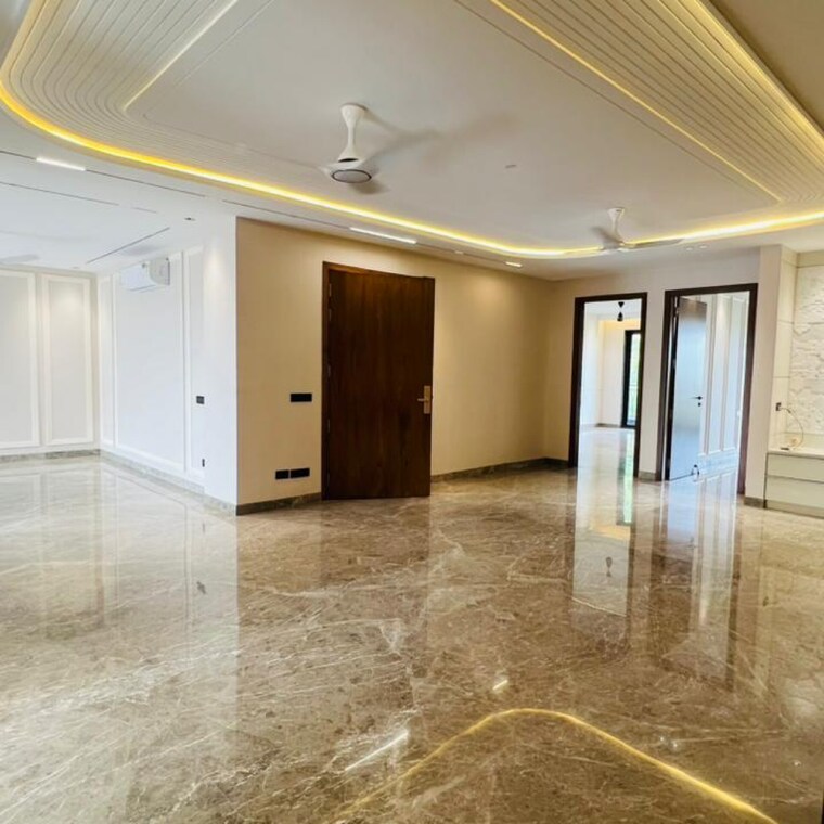 Room, sushant-lok-2 4 Bedroom 500 Sq.Yd. Builder Floor In Sector 56 Gurgaon 8828780