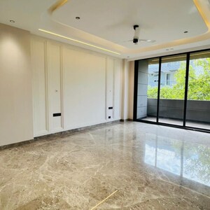 Room in 4 BHK Builder Floor at Sushant Lok 2, Sector 56 – for Sale
