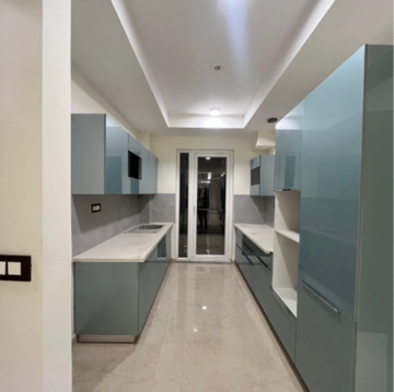 Building Lobby in 4 BHK Builder Floor at Ansal API Esencia, Sector 67 – for Sale