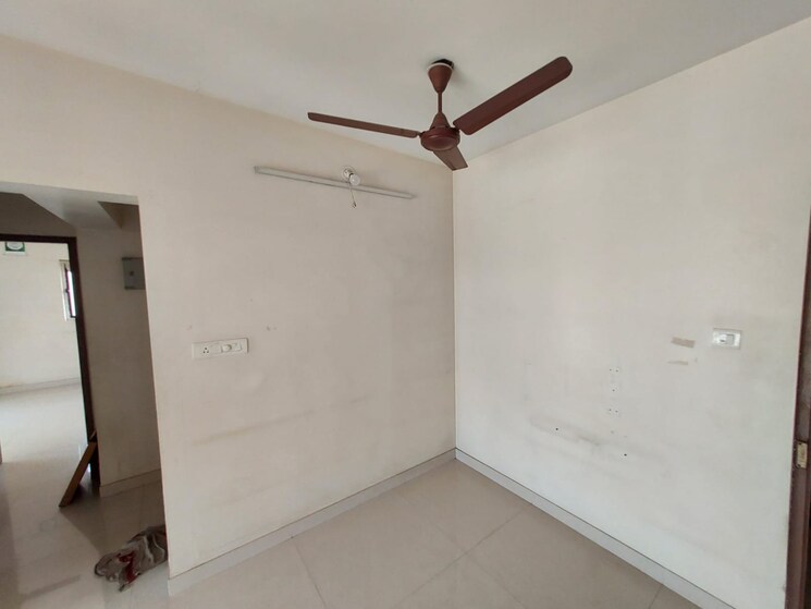 Room, chandak-nishchay 1 Bedroom 342 Sq.Ft. Apartment In Borivali East Mumbai 8828855