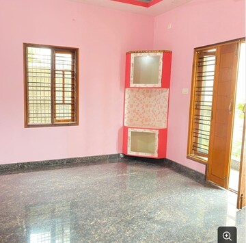 Room in 1 BHK Apartment at Touch Wood Apartment, Rt Nagar – for Rent