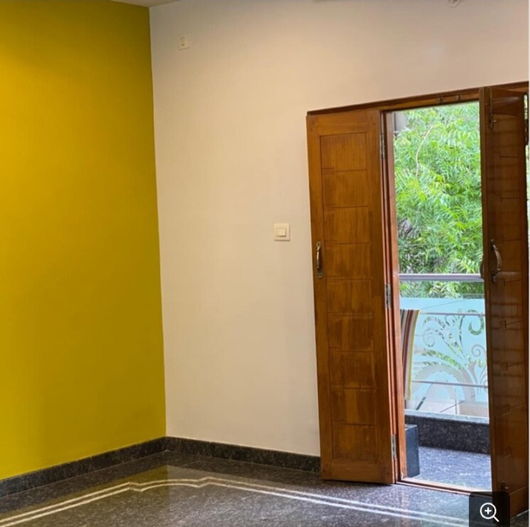 Room, touch-wood-apartment 1 Bedroom 600 Sq.Ft. Apartment In Rt Nagar Bangalore 8828844