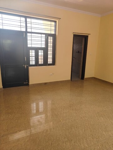 3 BHK Builder Floor For Sale in Sector 37