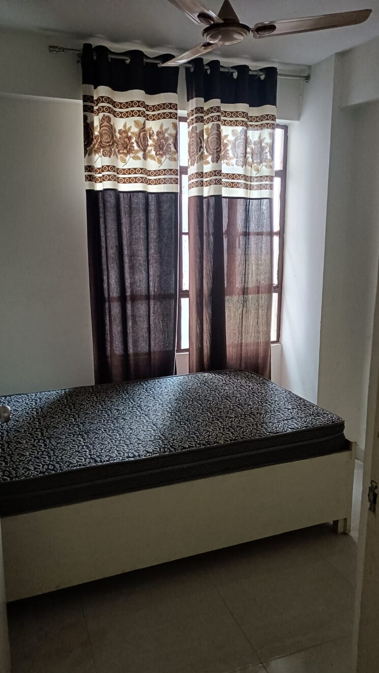 Bedroom, signature-global-synera 1 Bedroom 432 Sq.Ft. Apartment In Sector 81 Gurgaon 8828887