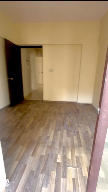 Room in 1 BHK Apartment at Lodha Casa Essenza, Dahisar East – for Sale