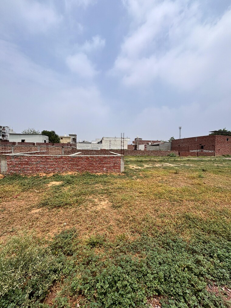 undefined, hrh-city-vasant-valley  100 Sq.Yd. Plot In Sector 56a Faridabad 8828907