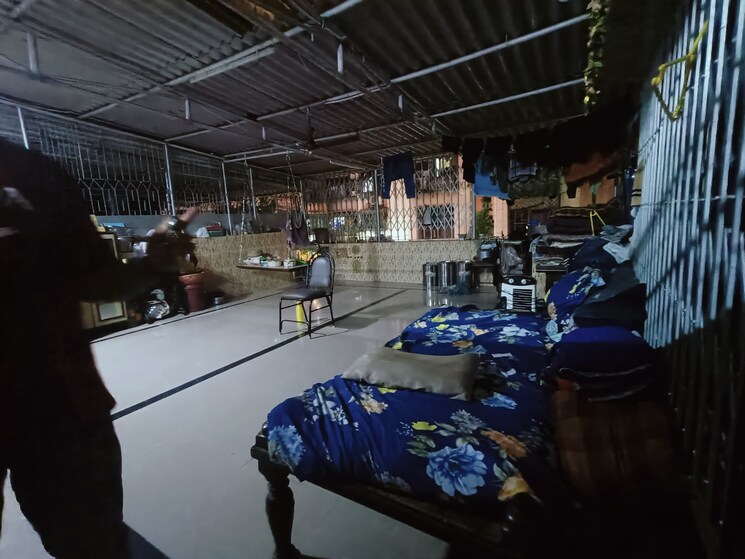  Parking, hilton-tower 1.5 Bedroom 700 Sq.Ft. Apartment In Andheri East Mumbai 8828899