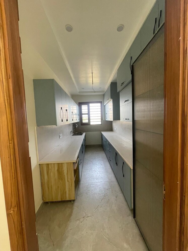 Kitchen, aerocity 6 Bedroom 250 Sq.Yd. Villa In Aerocity Mohali 8828926