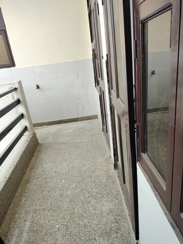 Balcony in 2 BHK Builder Floor at Sector 52 – for Rent