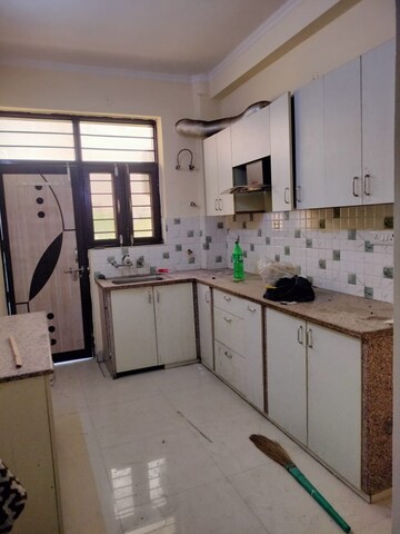 Kitchen in 2 BHK Builder Floor at Sector 52 – for Rent